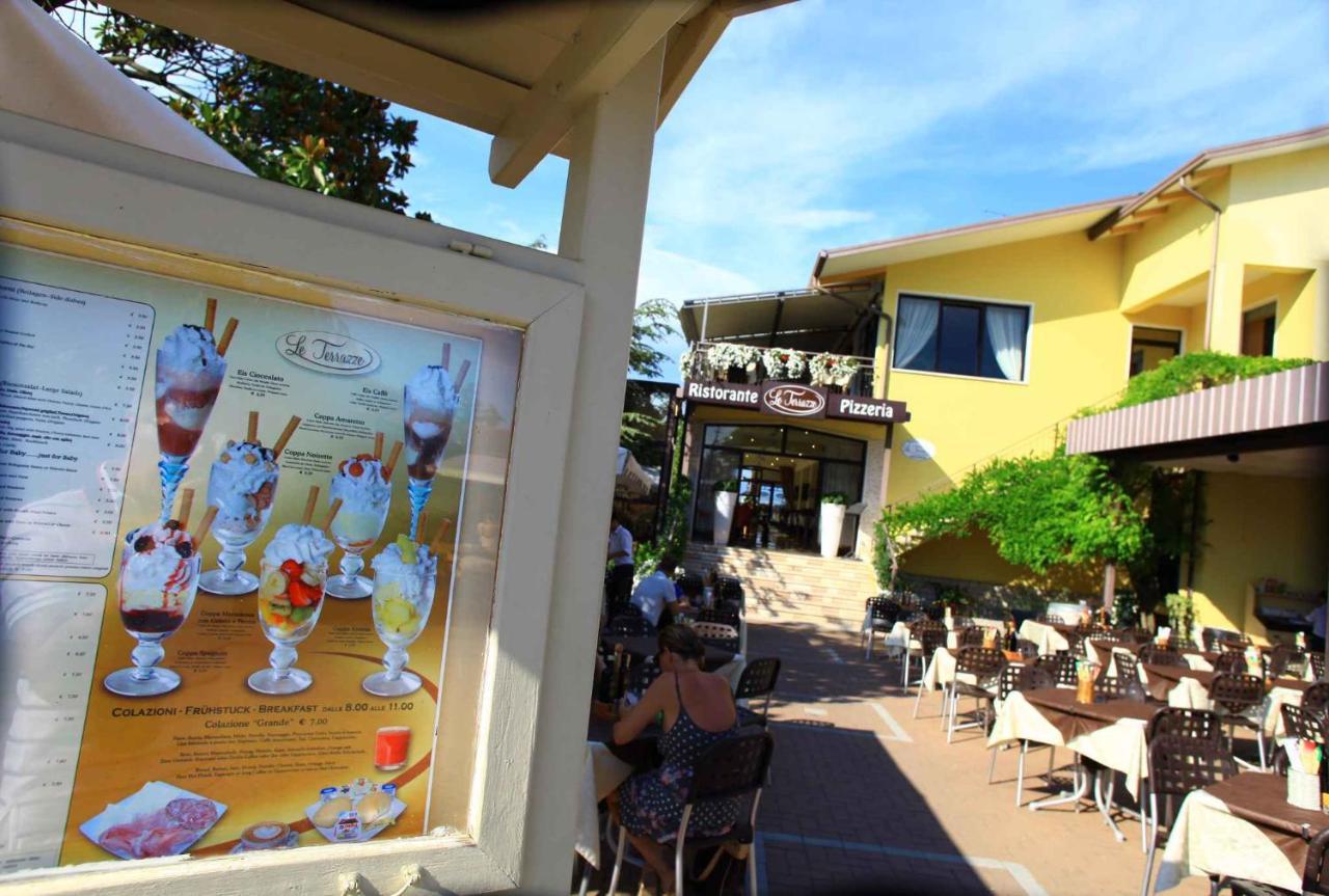 Camping Bella Italia In Peschiera Del Garda - Gardasee Extérieur photo